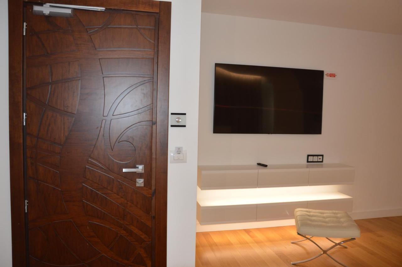 Suite Testani โฟรซีโนเน ภายนอก รูปภาพ