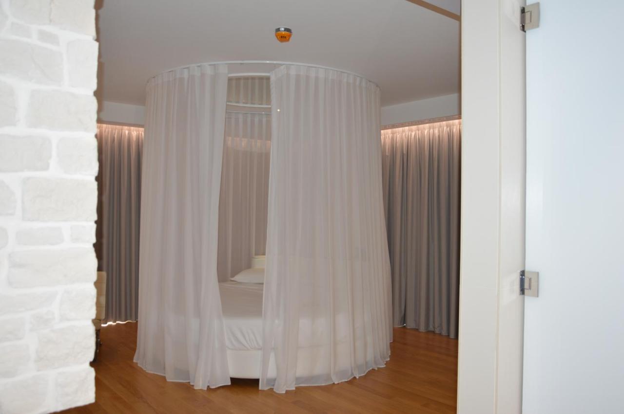 Suite Testani โฟรซีโนเน ภายนอก รูปภาพ
